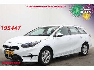 krockskadad bil auto Kia Ceed 1.0 T-GDi DynamicLine LED ACC Navi Clima PDC 2024/8