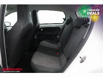 Volkswagen Up! 1.0 move up! BlueMotion 5-DRS Airco Cruise PDC picture 15