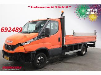 krockskadad bil bedrijf Iveco Daily 35C14H Hi-Matic Pritsche Airco AHK 2022/10