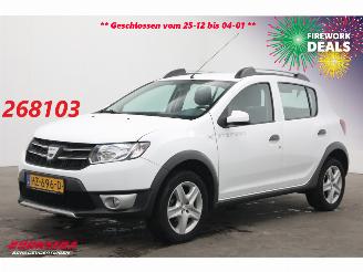 Vaurioauto  passenger cars Dacia Sandero 0.9 TCe Bi-Fuel SL Stepway Navi Airco Cruise PDC AHK 127.312 km! 2016/1