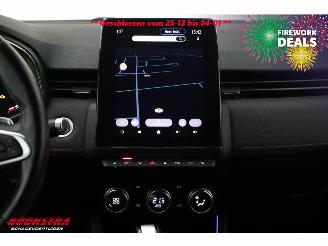 Renault Clio 1.3 TCe Initiale Paris LED 360° Leder Navi Clima SHZ PDC picture 21