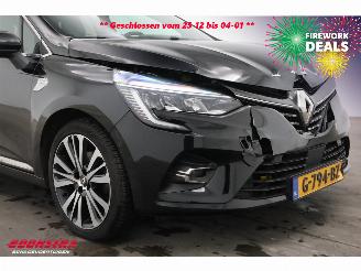 Renault Clio 1.3 TCe Initiale Paris LED 360° Leder Navi Clima SHZ PDC picture 12