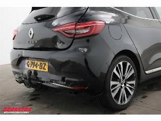 Renault Clio 1.3 TCe Initiale Paris LED 360° Leder Navi Clima SHZ PDC picture 10