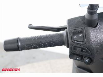 Piaggio Beverly 350 Beverly 350 Sport ABS LED picture 16