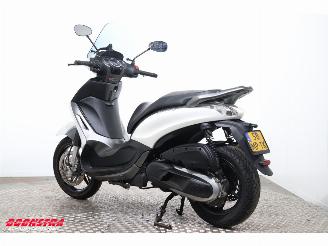 Piaggio Beverly 350 Beverly 350 Sport ABS LED picture 4