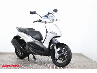 Piaggio Beverly 350 Beverly 350 Sport ABS LED picture 2