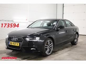 krockskadad bil auto Audi A4 Limousine 1.8 TFSI 170 PK Attraction Navi Clima Cruise PDC 2015/12