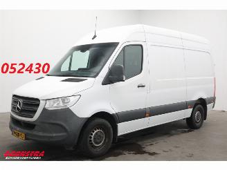 skadebil bedrijf Mercedes Sprinter 316 CDI 7G-Tronic L2-H2 Leder Navi Airco Cruise Camera PDC AHK 2019/1