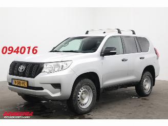 dañado vehículos comerciales Toyota Landcruiser 2.8 D-4D-F Aut. 4X4 Comfort Blind Van Airco Cruise PDC AHK 2018/6