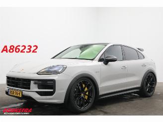 krockskadad bil auto Porsche Cayenne 4.0 Turbo GT E-Hybrid PCCB Sport Chrono PDLS+ HUD Burmester HUD 360° 2024/3