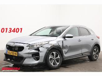 Vaurioauto  passenger cars Kia Xceed 1.6 GDi PHEV DynamicLine LED ACC Memory Ventilatie LRHZ Camera 2021/9