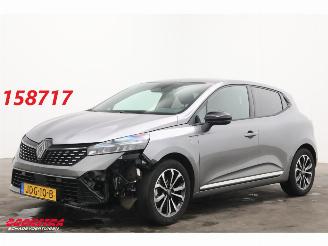 Damaged car Renault Clio 1.6 E-Tech Full Hybrid 145 techno LED Apple/Anrdoid Navi Cruise Camera 2025/9