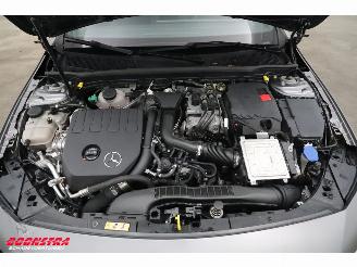 Mercedes A-klasse 250 e AMG Pano LED Leder ACC Camera SHZ picture 9