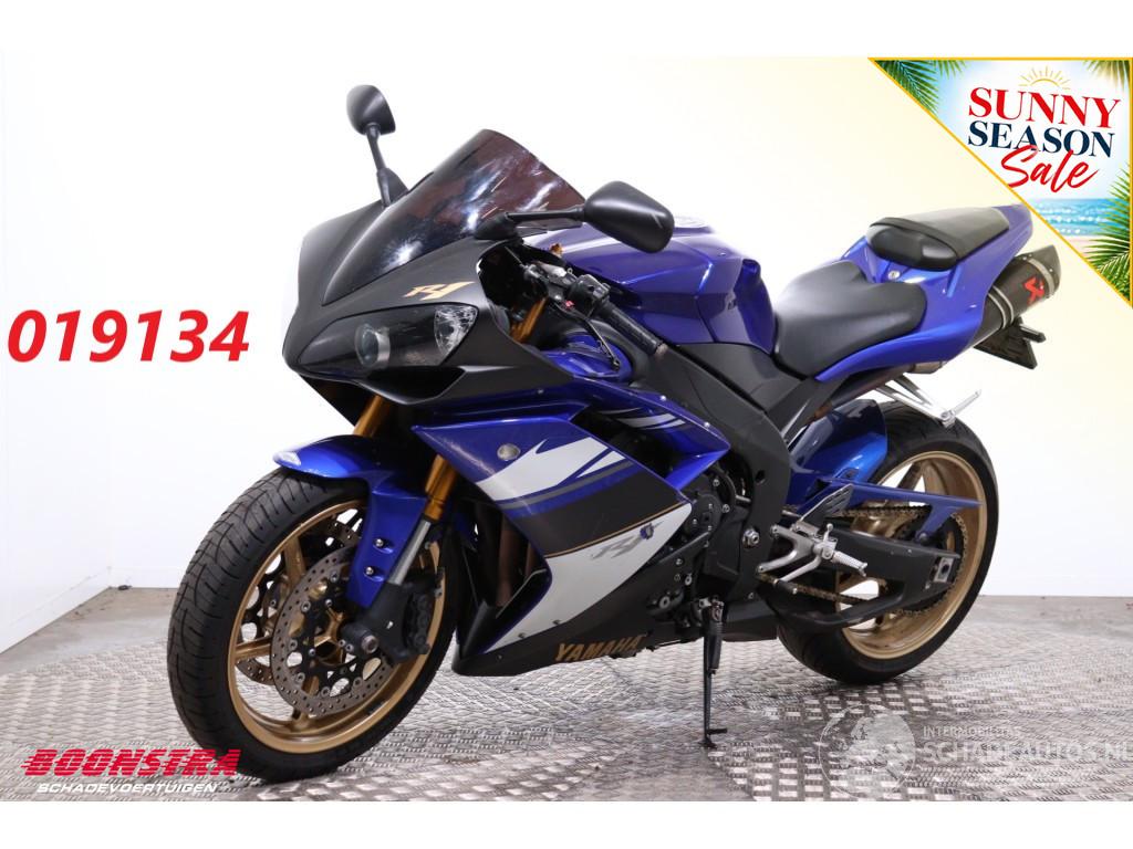 Yamaha  YZF-R1 Akrapovic