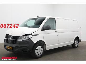Schade bestelwagen Volkswagen Transporter 2.0 TDI 150 PK DSG L2-H1 Navi Airco Cruise AHK 53.404 km! 2023/5