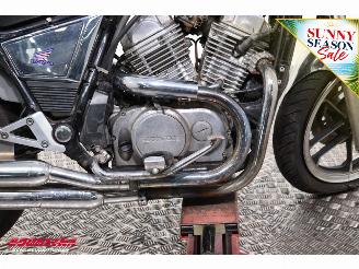 Honda  VT 400 C picture 10