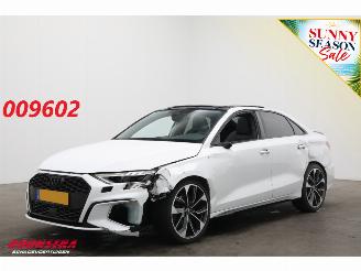 Schadeauto Audi A3 Limousine 35 TFSI S-Line edition Schuif/kantel ACC Navi SHZ Apple/Android Camera PDC 2020/9