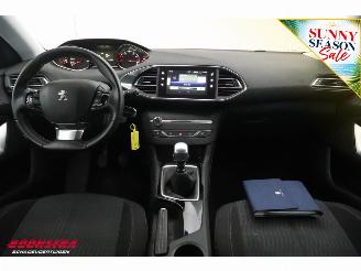 Peugeot 308 1.2 PureTech Active Bluetooth Clima Cruise PDC 100.400 km! picture 13