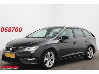 Damaged car Seat Leon ST 1.4 EcoTSI FR Connect Pano Cruise Navi Clima Apple/Android PDC AHK 2015/12