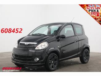 Schade brommobiel Microcar  M.GO Cream Leder LMV 2011/1