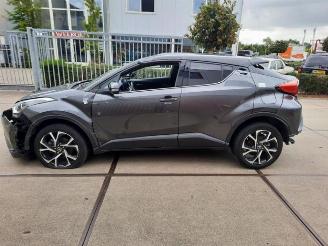 Toyota C-HR C-HR (X1,X5), SUV, 2016 1.2 16V Turbo picture 4
