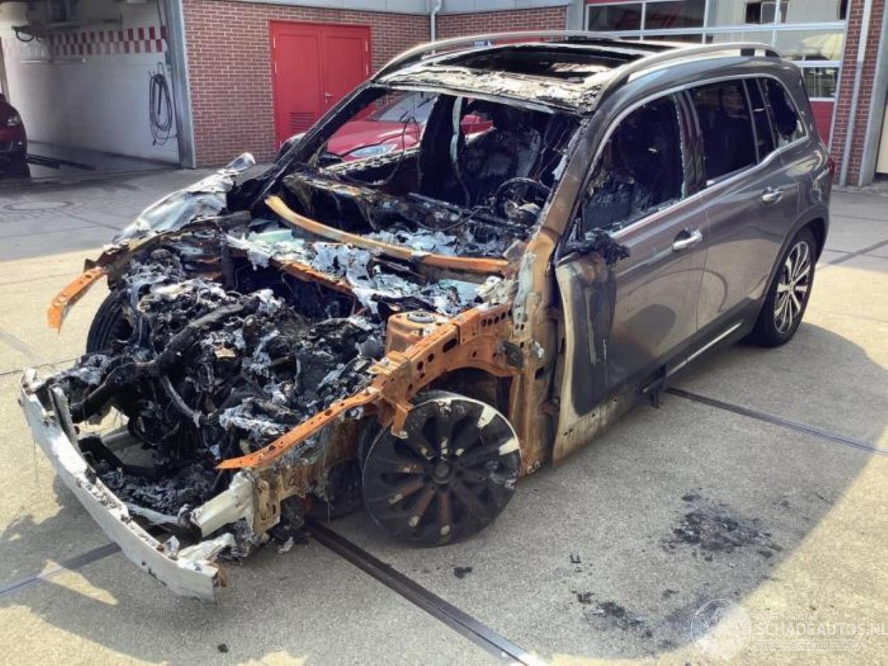 Mercedes GLB GLB (247.6), SUV, 2019 1.3 GLB-200 Turbo 16V