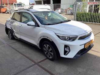 Kia Stonic Stonic (YB), SUV, 2017 1.0i T-GDi 12V Eco-Dynamics+ picture 2