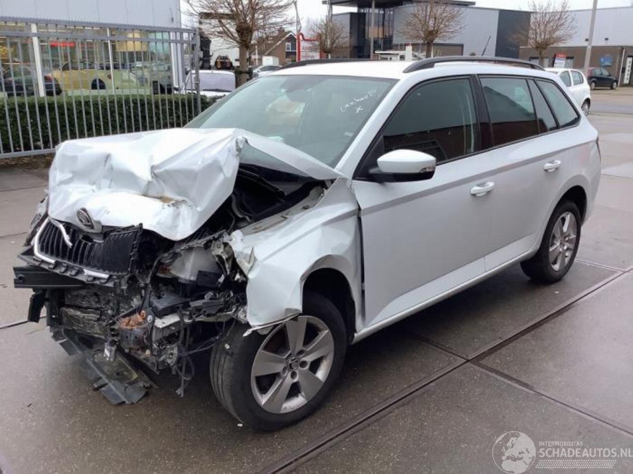 Skoda Fabia Fabia III Combi (NJ5), Combi 5-drs, 2014 / 2022 1.0 TSI 12V