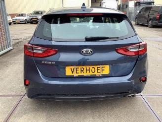 Kia Cee d Ceed (CDB5/CDBB), Hatchback 5-drs, 2018 1.0i T-GDi 12V picture 4