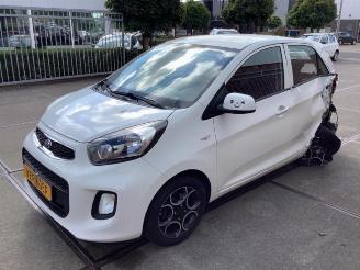 Auto da rottamare Kia Picanto Picanto (TA), Hatchback, 2011 / 2017 1.0 12V 2015/10