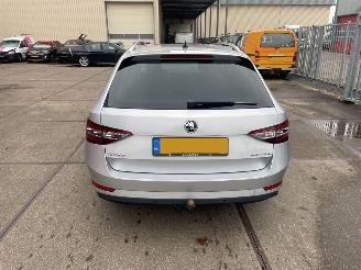 Skoda Superb  picture 4