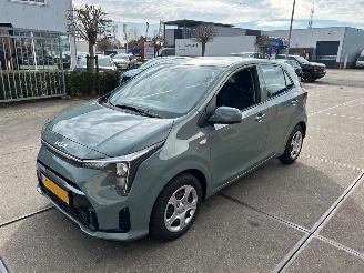 skadebil auto Kia Picanto  2025/8