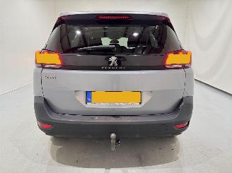 Peugeot 5008 1.2 PureTech 130 Executive 7-Pers. picture 6