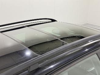 BMW 3-serie Touring 320i Executive Aut picture 32