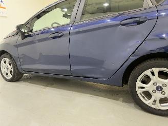 Ford Fiesta 5-Drs 1.25 Limites Airco picture 8