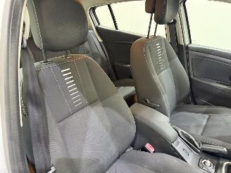 Renault Mégane HB 1.5 dCi FAP Dynamique picture 18