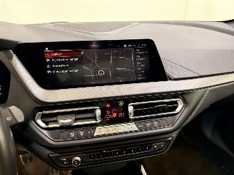 BMW 1-serie 118i M Sport Edition Pano picture 49