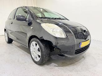 škoda osobní automobily Toyota Yaris 1.3 VVT-i Sol Airco 2006/3