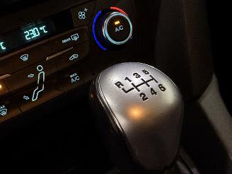 Ford Focus Wagon 1.5 EcoBoost Titanium  110kW 150PK 1498ccm picture 19