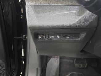 Peugeot 308 SW 1.6 Hybrid 180 EAT8 Allure Pack 132Kw Bjr.2024 picture 35