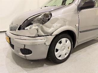 Toyota Yaris-verso 1.5 VVT-i Terra picture 9