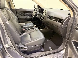 Mitsubishi Outlander 2.0 PHEV Instyle+ 4WD Aut. picture 7