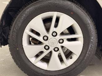 Toyota Auris HB 1.8 Hybrid Comfort picture 38