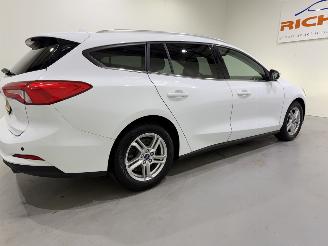 Ford Focus Wagon 1.0 EcoBoost Trend Edition picture 34