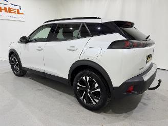 Peugeot 2008 1.2 Blue Lease Allure picture 4