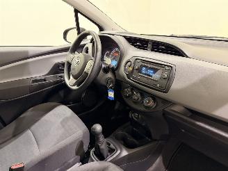 Toyota Yaris HB 1.0 VVT-i Aspiration picture 32