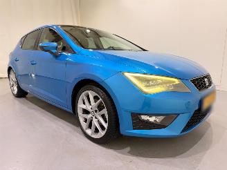 damaged passenger cars Seat Leon 1.4 TSI FR Business Panorama /Clima 2013/10