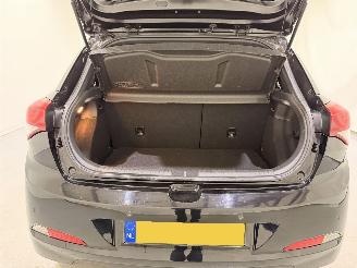 Hyundai I-20 1.2 Premium Passion Navi picture 42