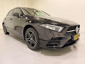 Unfallwagen Mercedes A-klasse HB A 250e PHEV AMG Night Line Aut8 2022/11