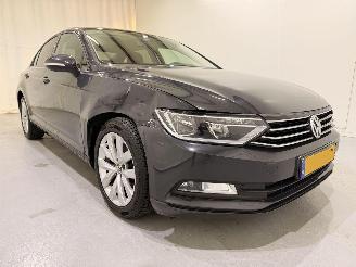 damaged passenger cars Volkswagen Passat 1.4 TSI Comfortline 2018/5